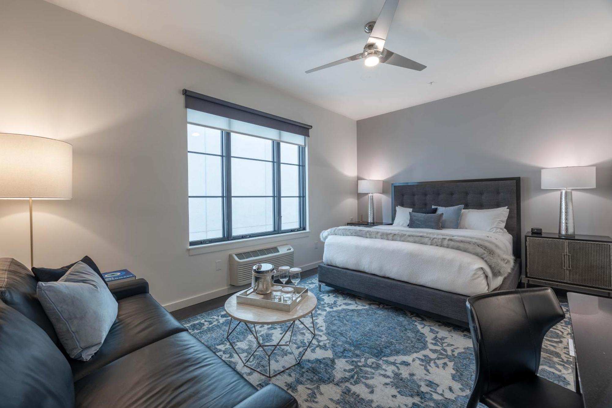 121 Hotel By Avantstay Chic Modern Hotel In Нашвил Екстериор снимка