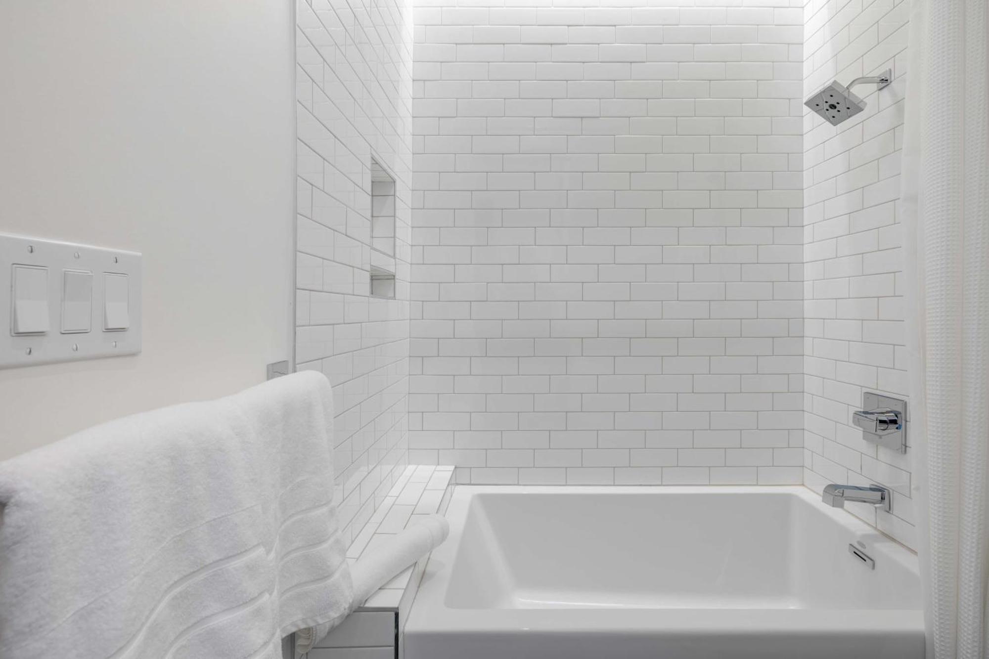 121 Hotel By Avantstay Chic Modern Hotel In Нашвил Екстериор снимка
