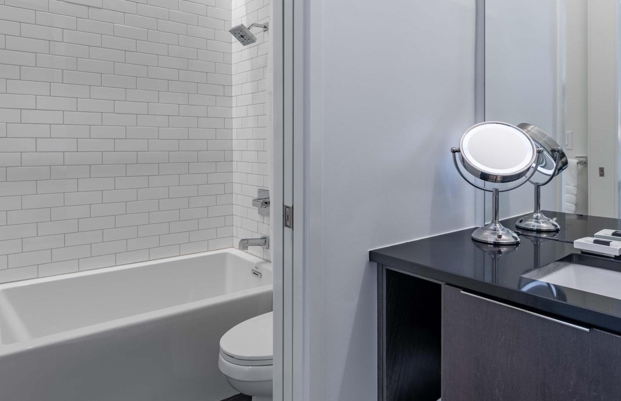 121 Hotel By Avantstay Chic Modern Hotel In Нашвил Екстериор снимка